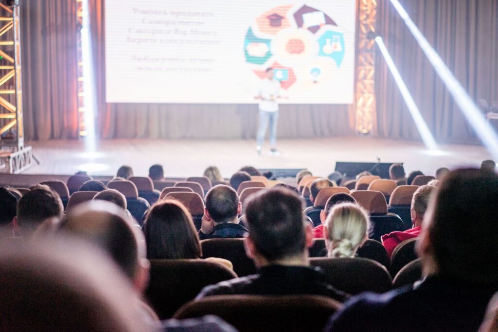 Auditorio durante un congreso médico